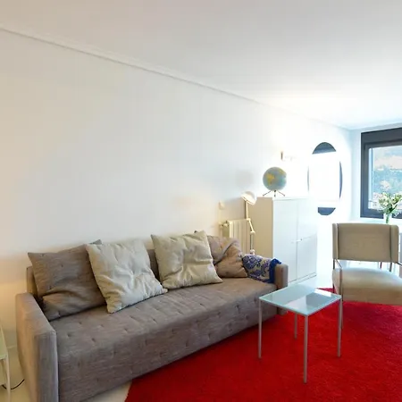 Go Donosti Chillida *